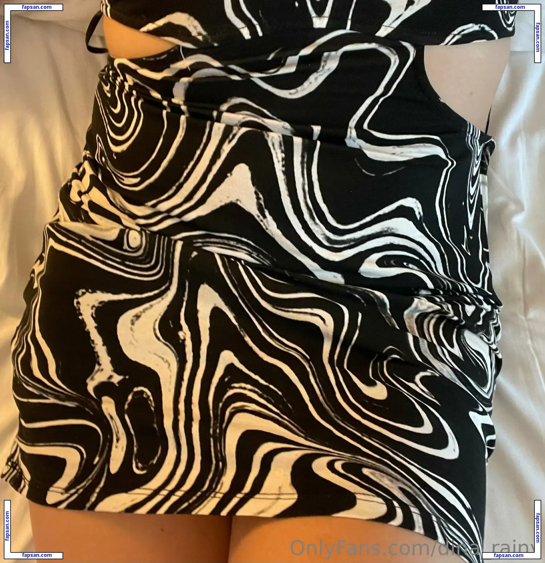 dina_rainy nude photo #0020 from OnlyFans