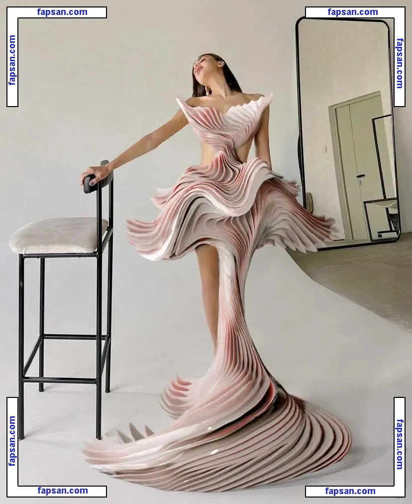 Dina Saeva nude photo #0042 from OnlyFans