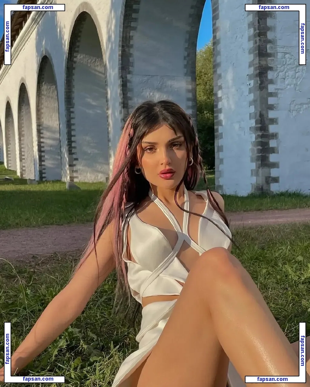 Dina Saeva nude photo #0066 from OnlyFans