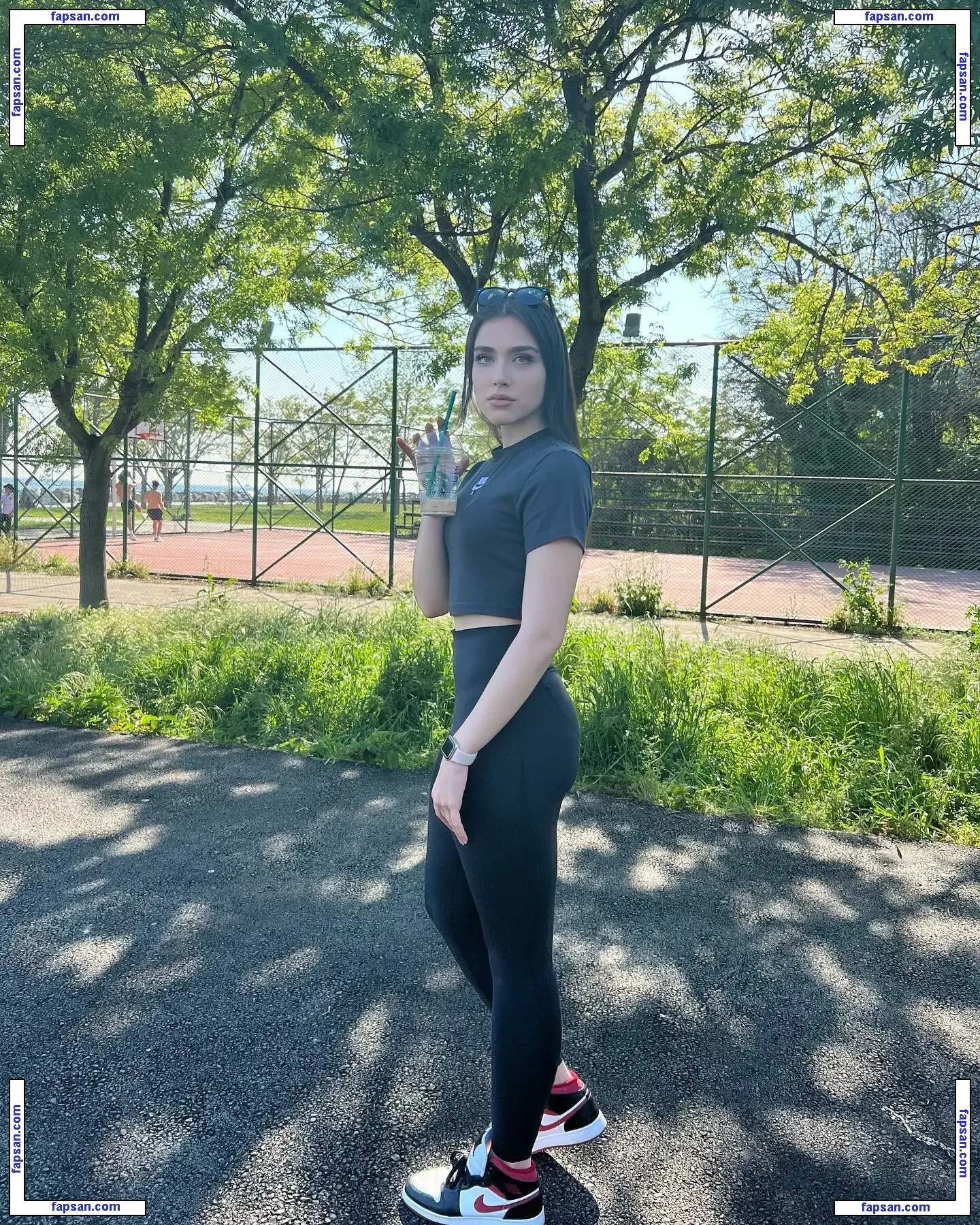 dinckalecem голая фото #0001 с Онлифанс