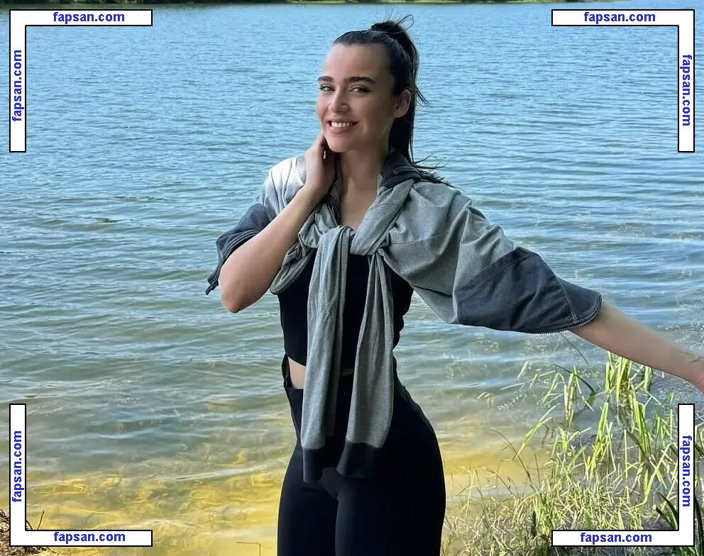 dinckalecem голая фото #0007 с Онлифанс