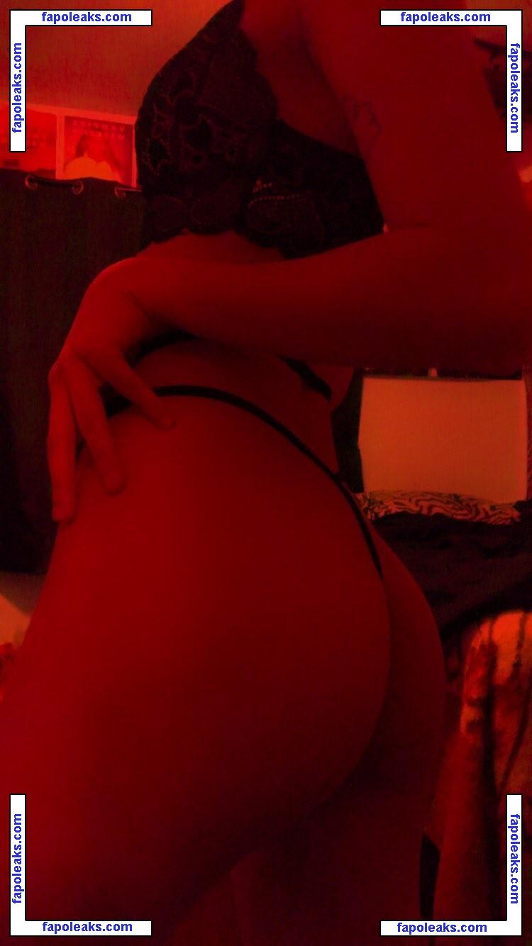 dinkhoe / dinkh0e nude photo #0034 from OnlyFans