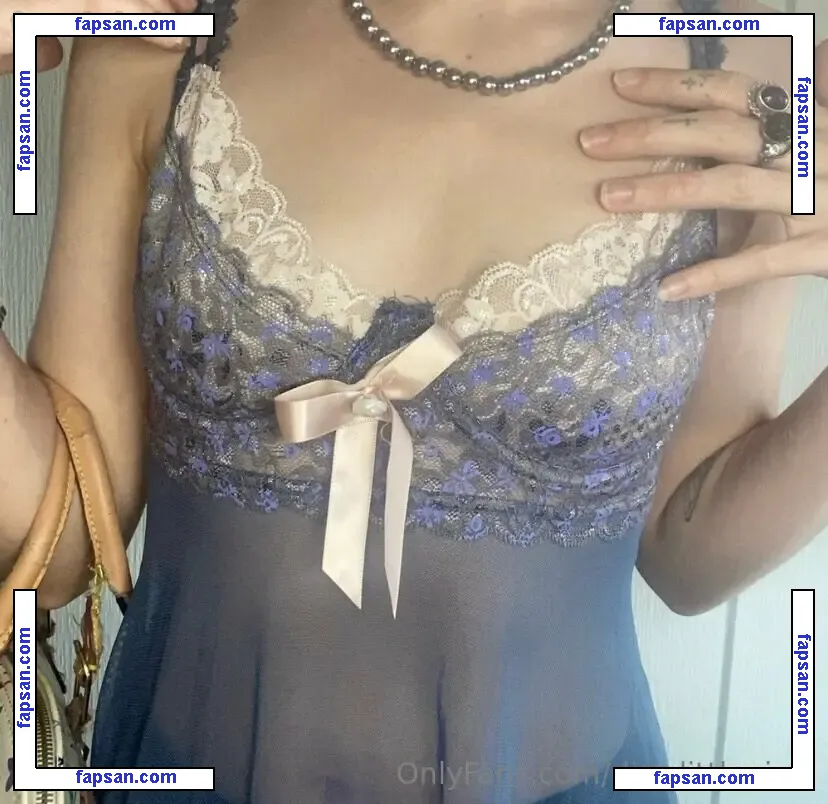 dirtylittlepixie nude photo #0004 from OnlyFans