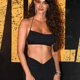 Disha Patani голая #0182