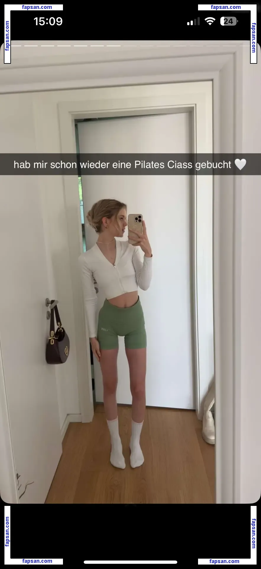 Diskussion: Lea Peach nude photo #0001 from OnlyFans