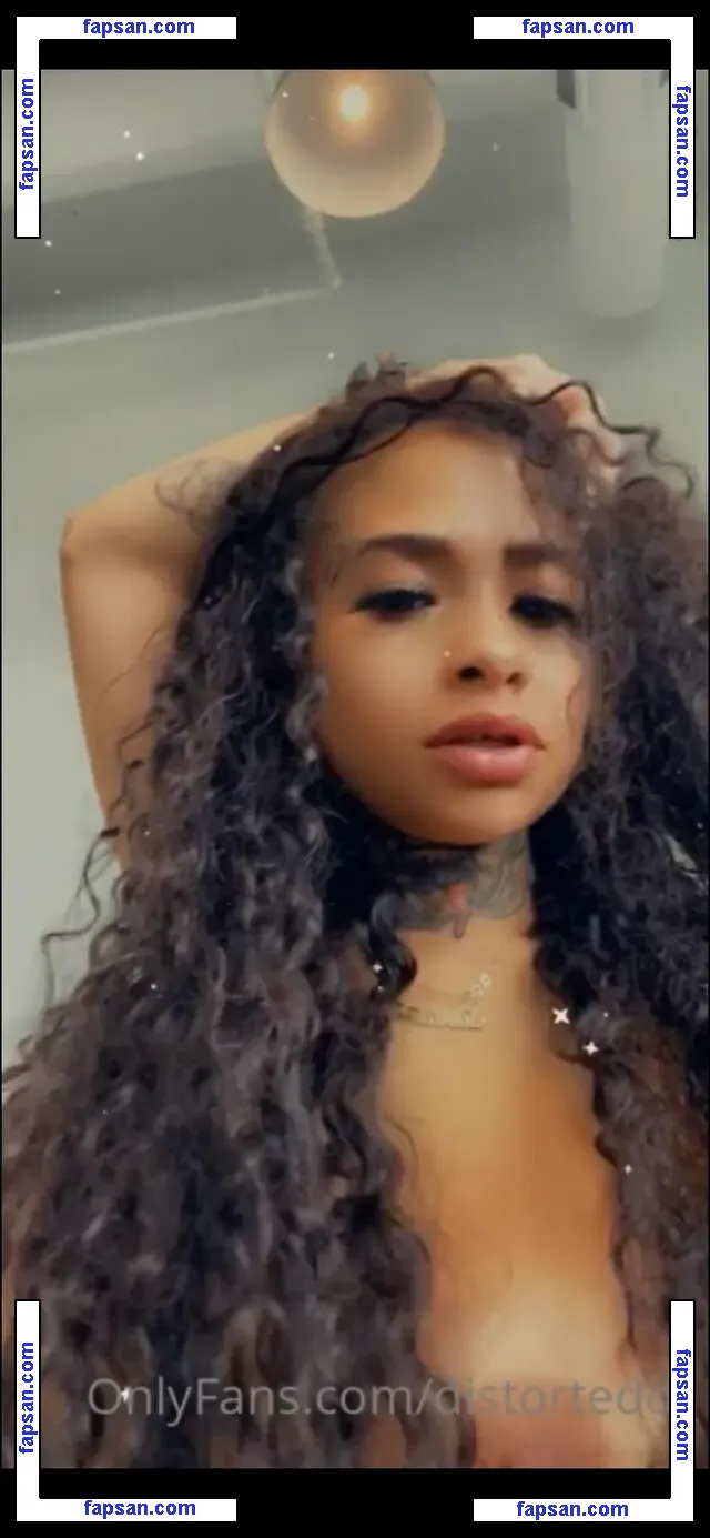 Distortedd голая фото #0024 с Онлифанс