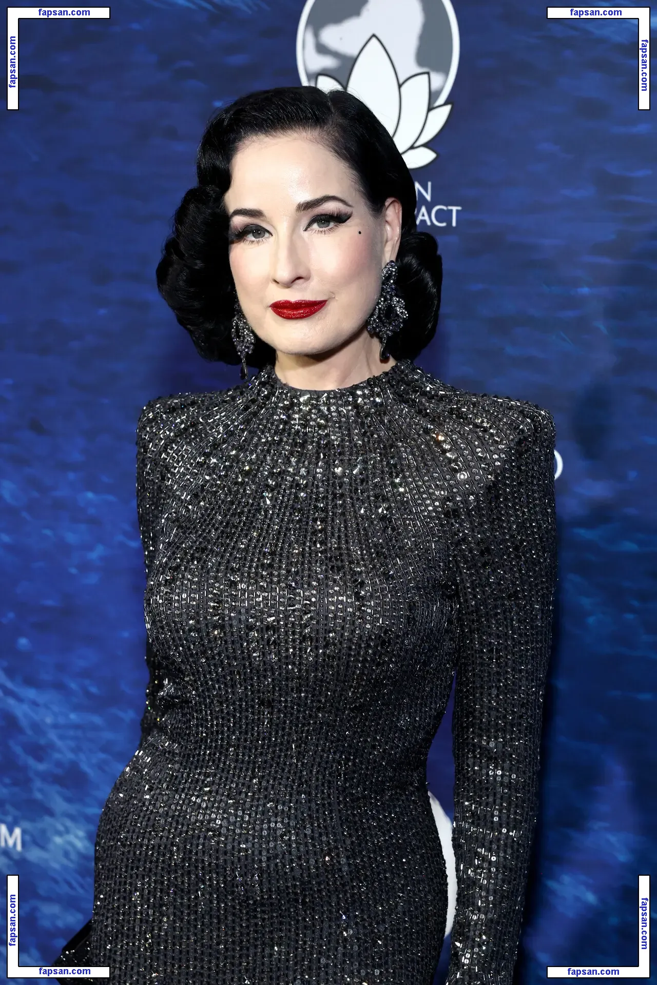 Dita Von Teese голая фото #1127 с Онлифанс