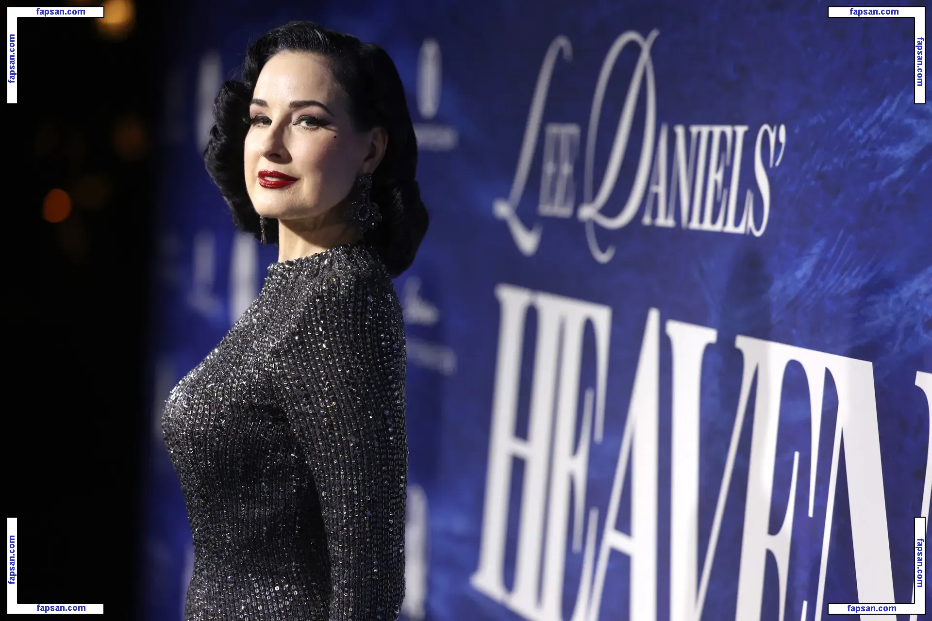 Dita Von Teese голая фото #1141 с Онлифанс