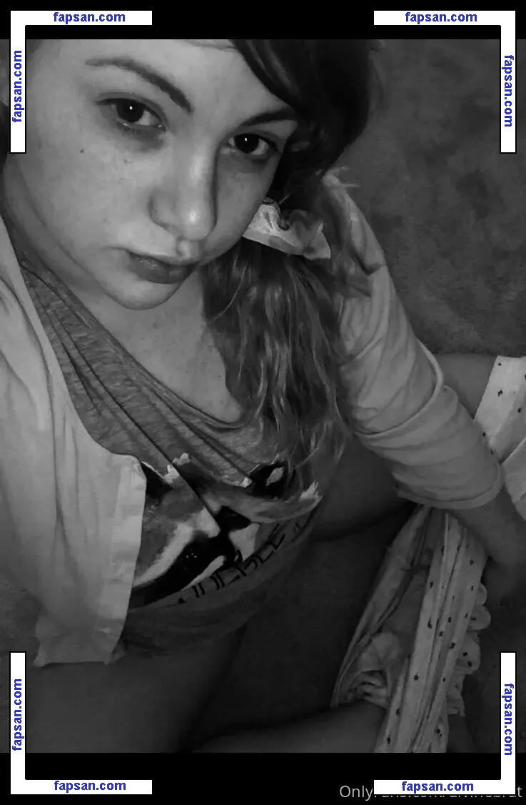 Divinebrat голая фото #0030 с Онлифанс