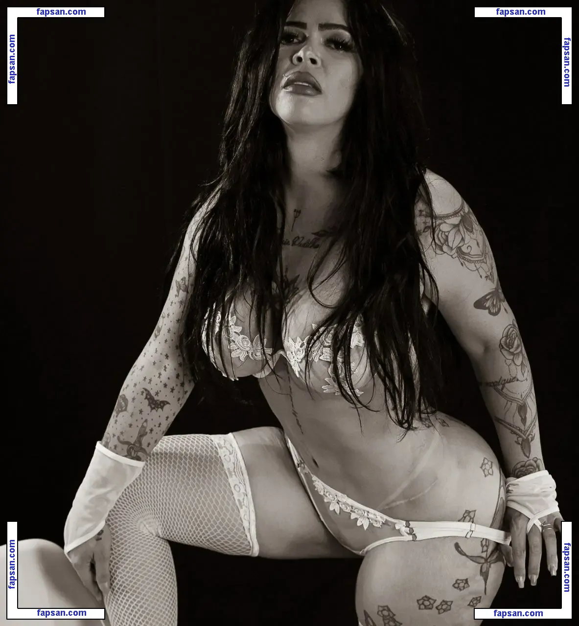 divulga_mona голая фото #0002 с Онлифанс