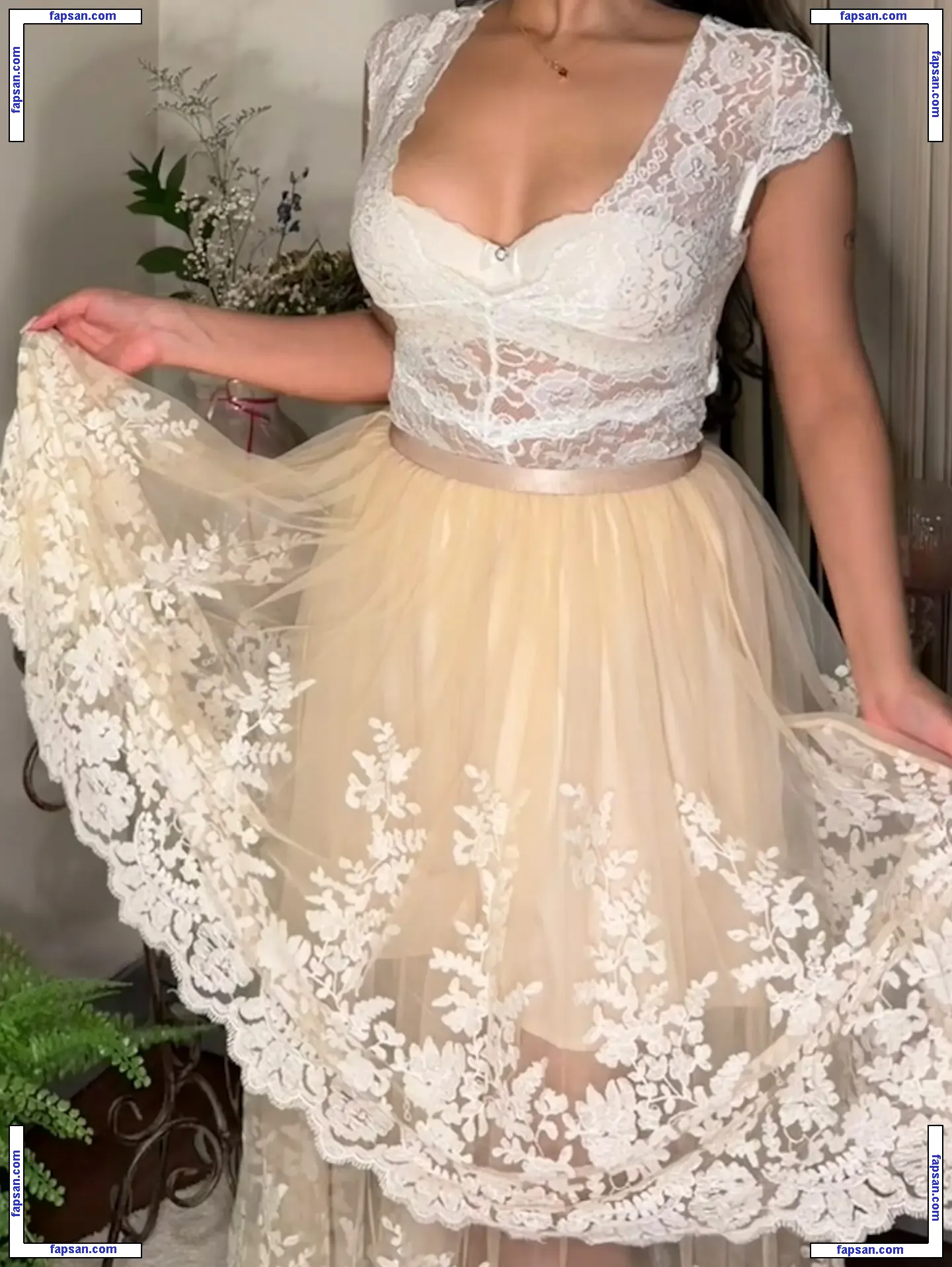 Divya Gupta голая фото #0005 с Онлифанс