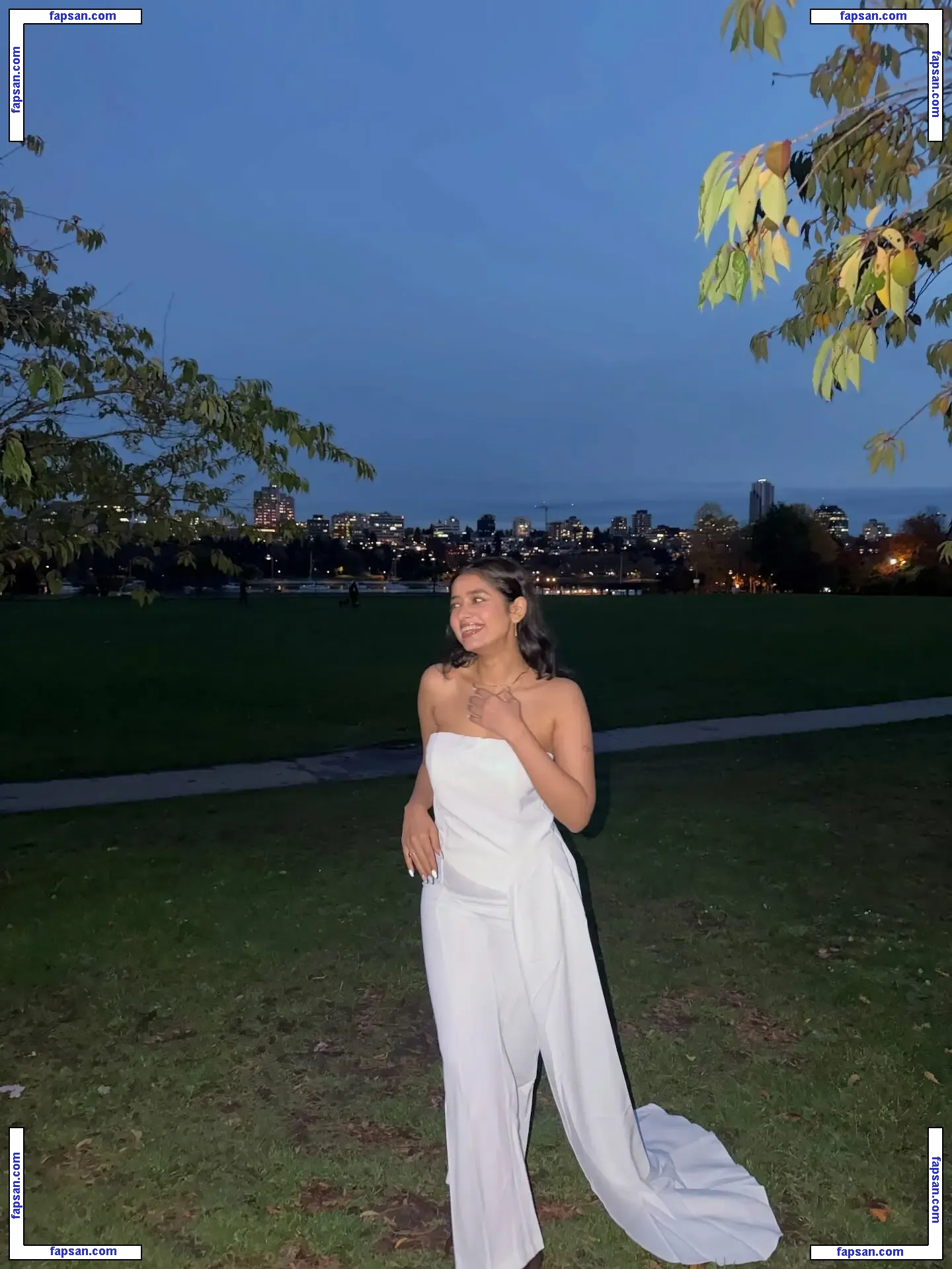 Divya Gupta nude photo #0009 from OnlyFans