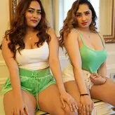 Divya Mistry голая #0003