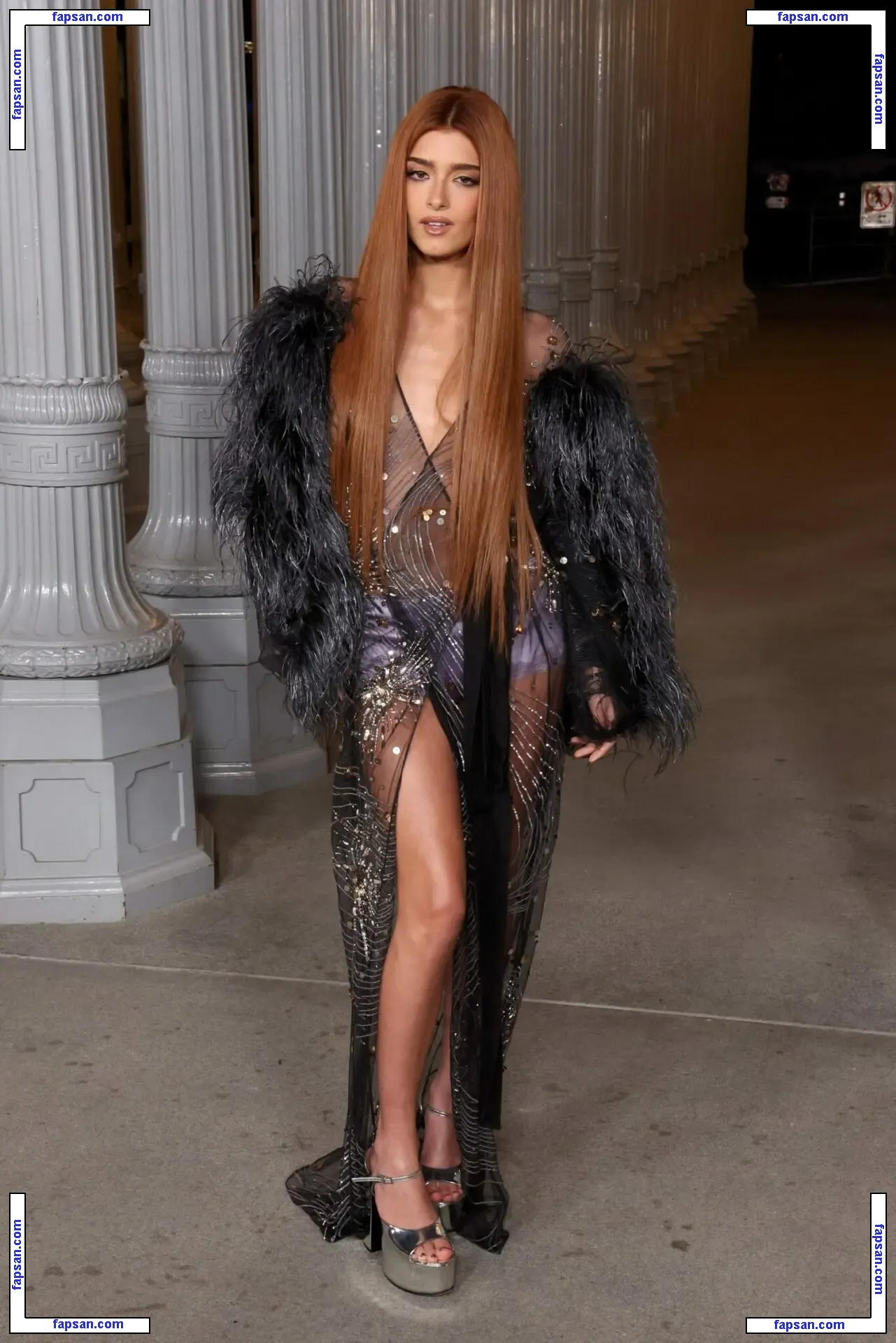 Dixie D‘Amelio голая фото #0067 с Онлифанс