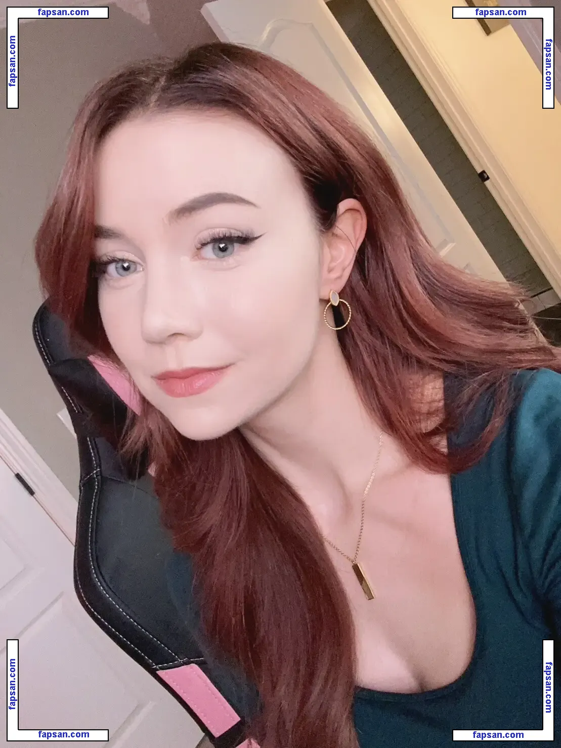 Dizzykitten nude photo #0269 from OnlyFans