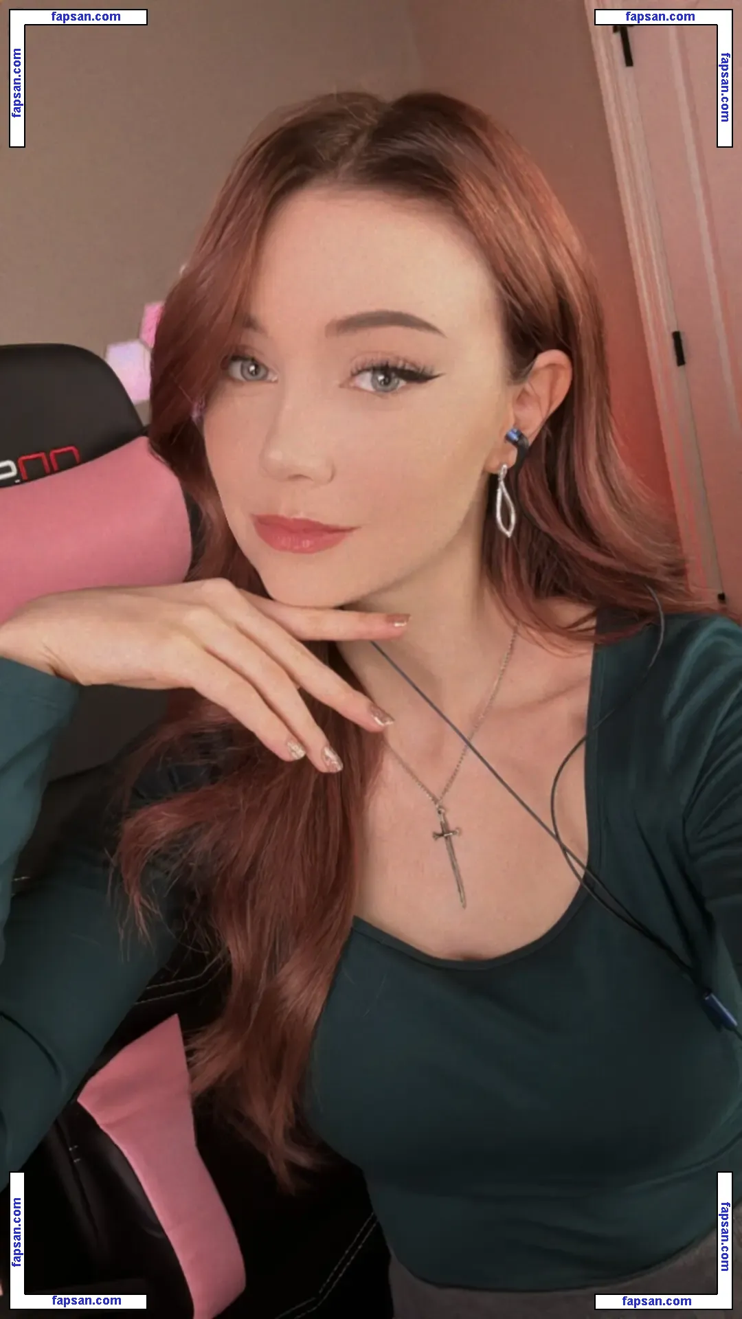 Dizzykitten nude photo #0274 from OnlyFans