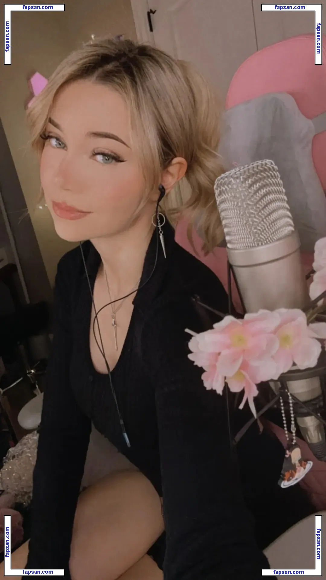 Dizzykitten nude photo #0573 from OnlyFans
