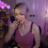 Dizzykitten голая #0637