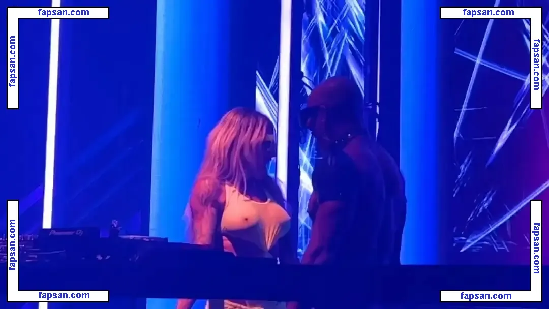 DJ Caca Werneck nude photo #0031 from OnlyFans