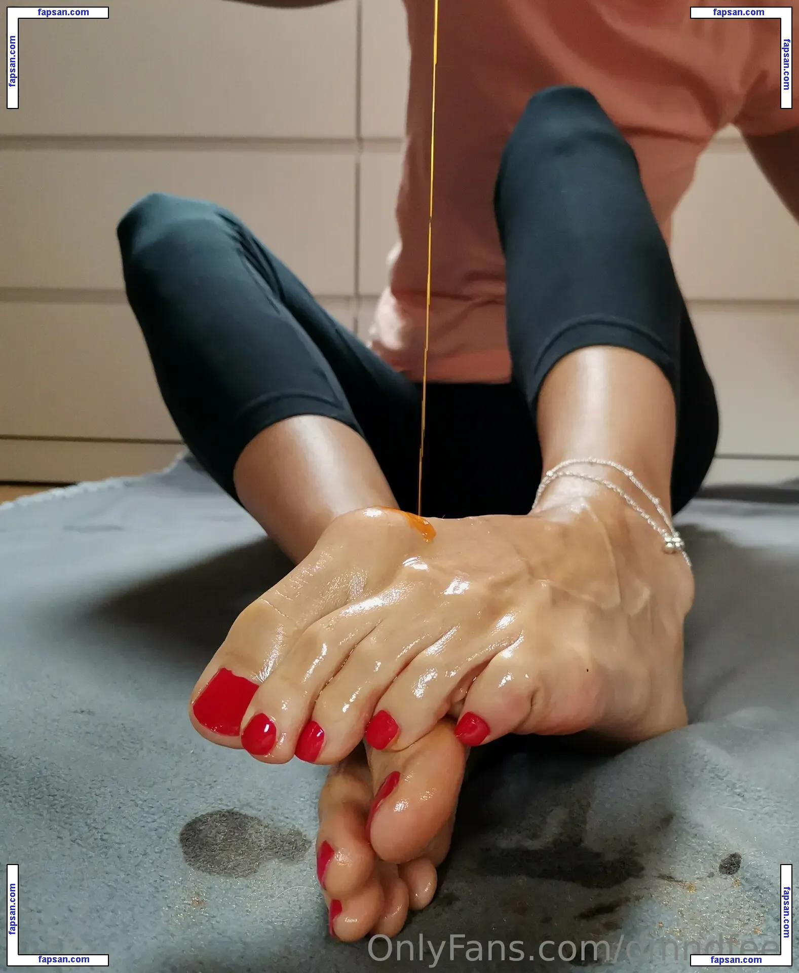 dmndfeet / dmnddiet nude photo #0026 from OnlyFans