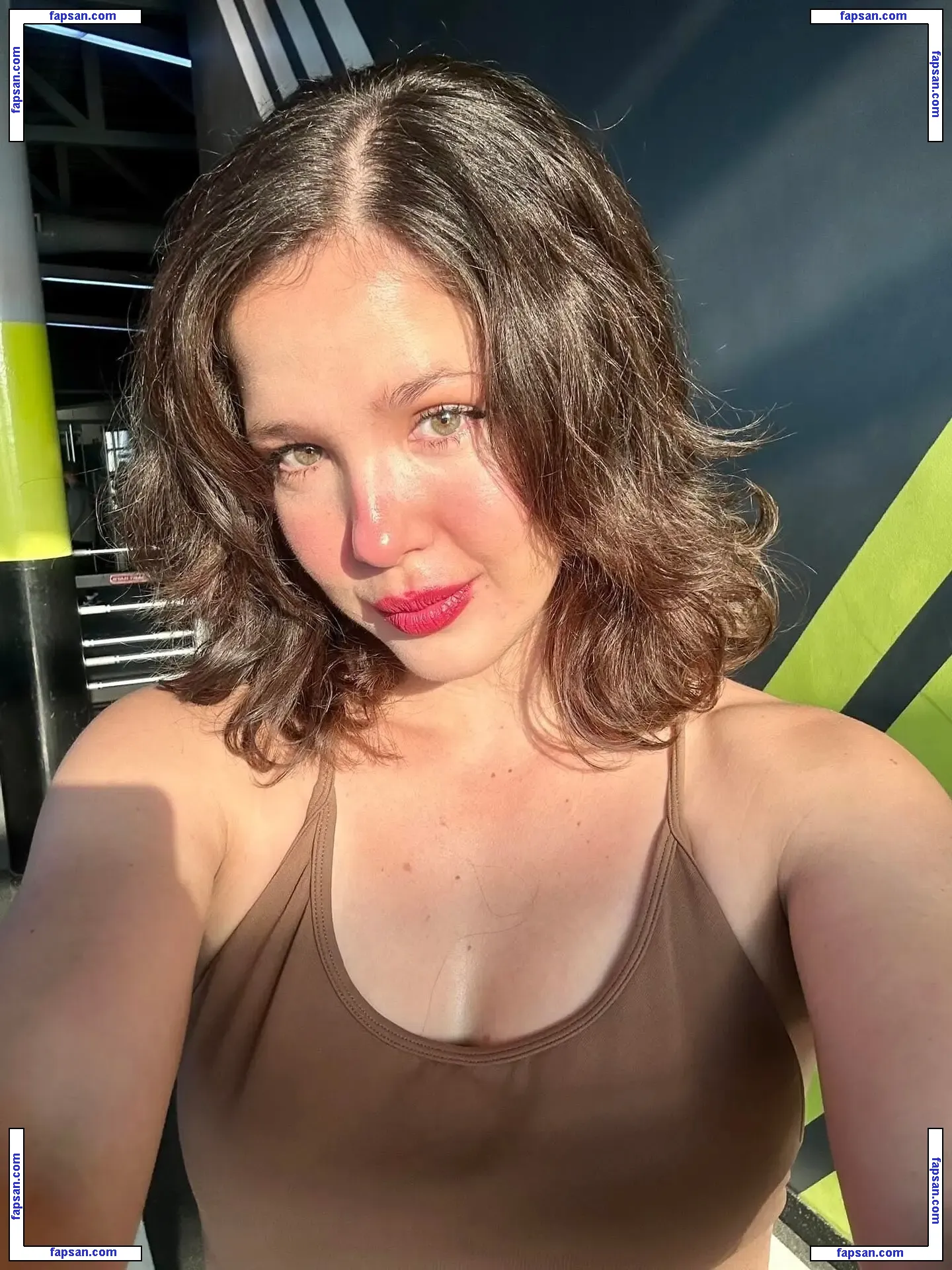 Doc.Waifu голая фото #0008 с Онлифанс