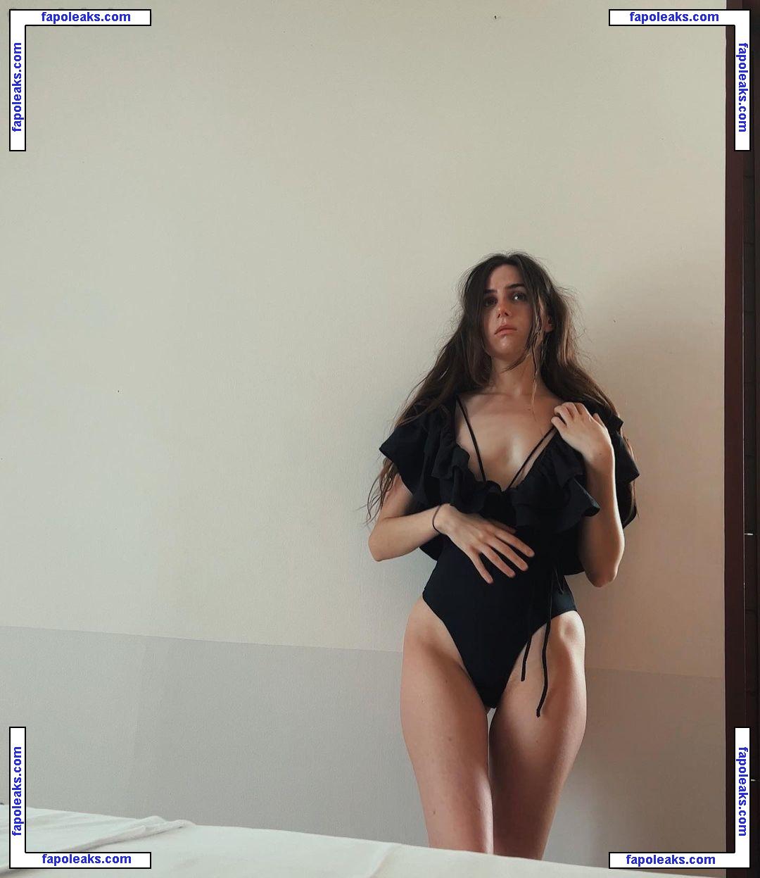 Doddleoddle / Dodie Clark nude photo #0025 from OnlyFans