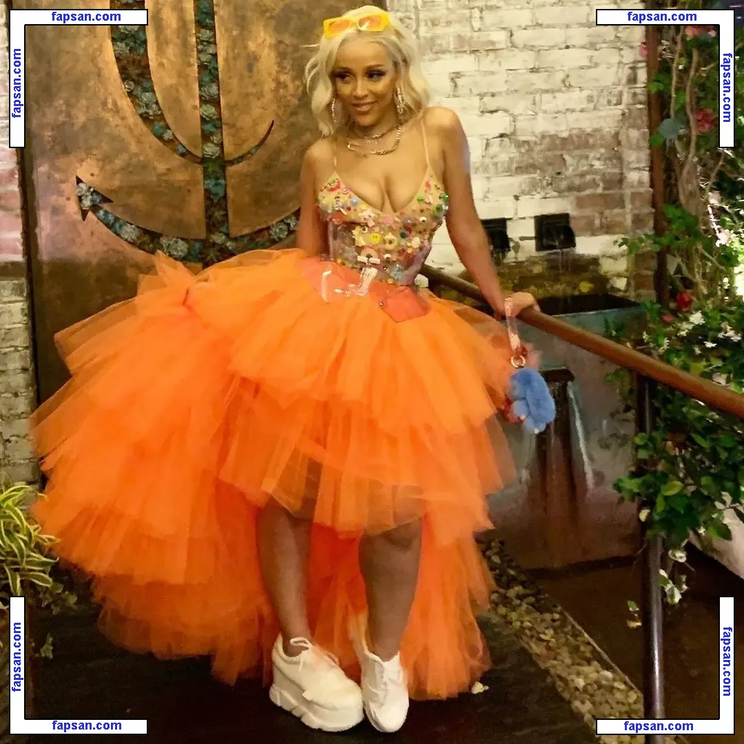 Doja Cat nude photo #0033 from OnlyFans