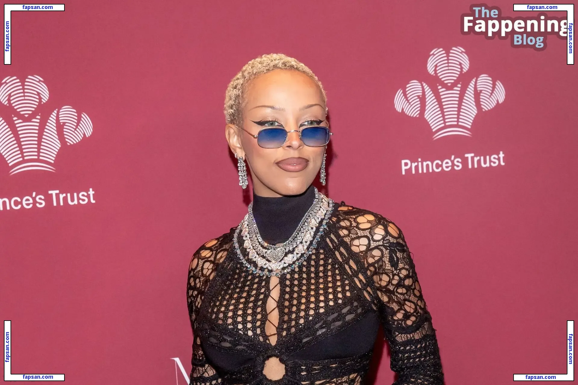 Doja Cat nude photo #1549 from OnlyFans