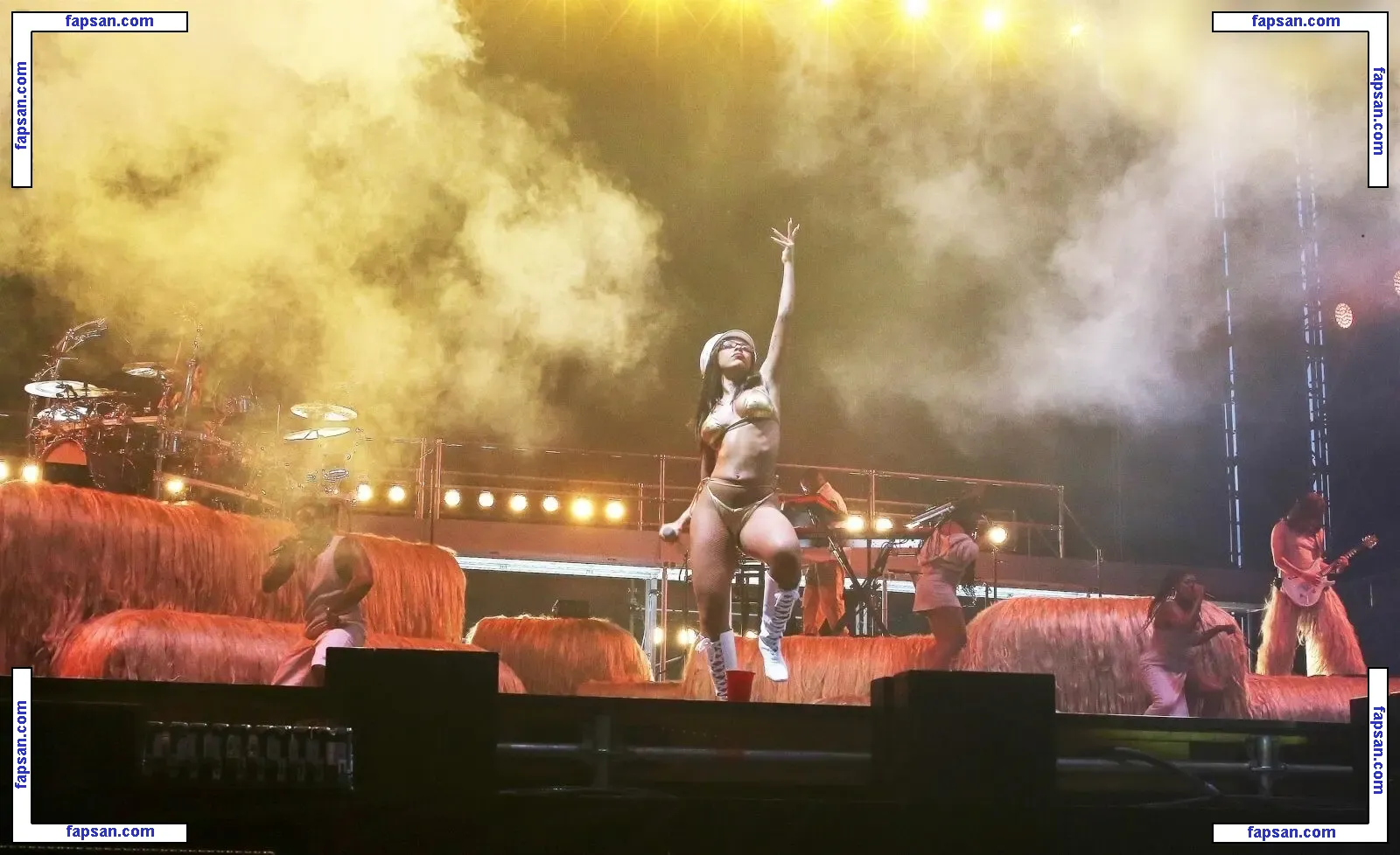 Doja Cat nude photo #2418 from OnlyFans