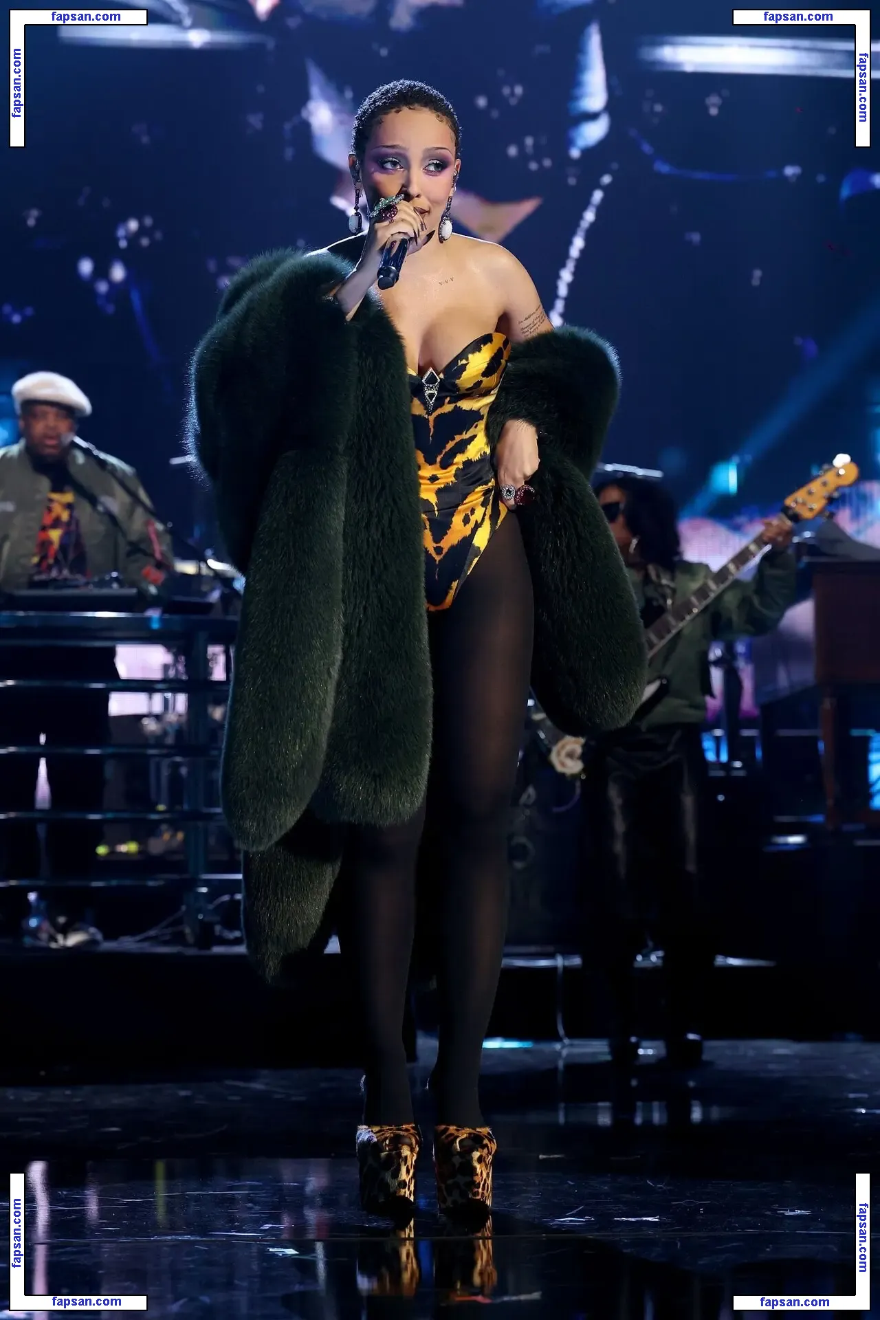 Doja Cat голая фото #2551 с Онлифанс