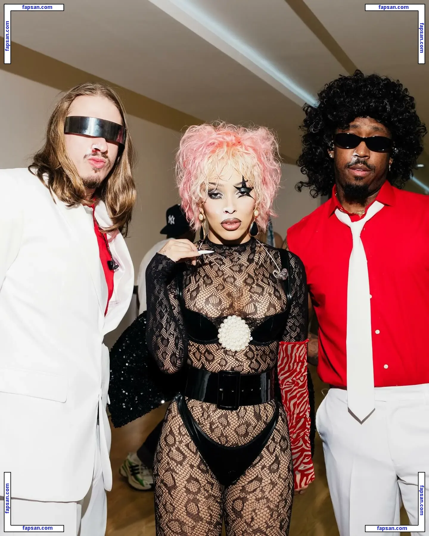 Doja Cat nude photo #2560 from OnlyFans