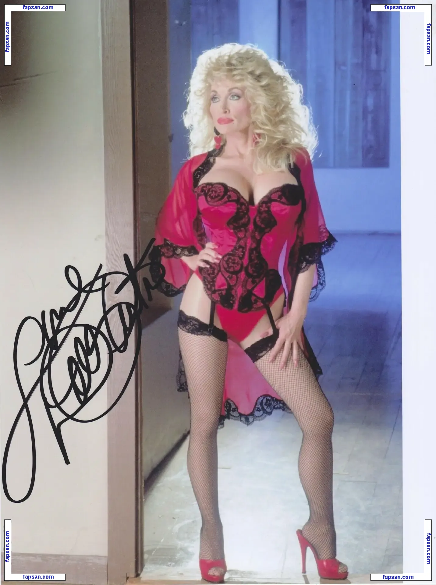 Dolly Parton nude photo #0059 from OnlyFans