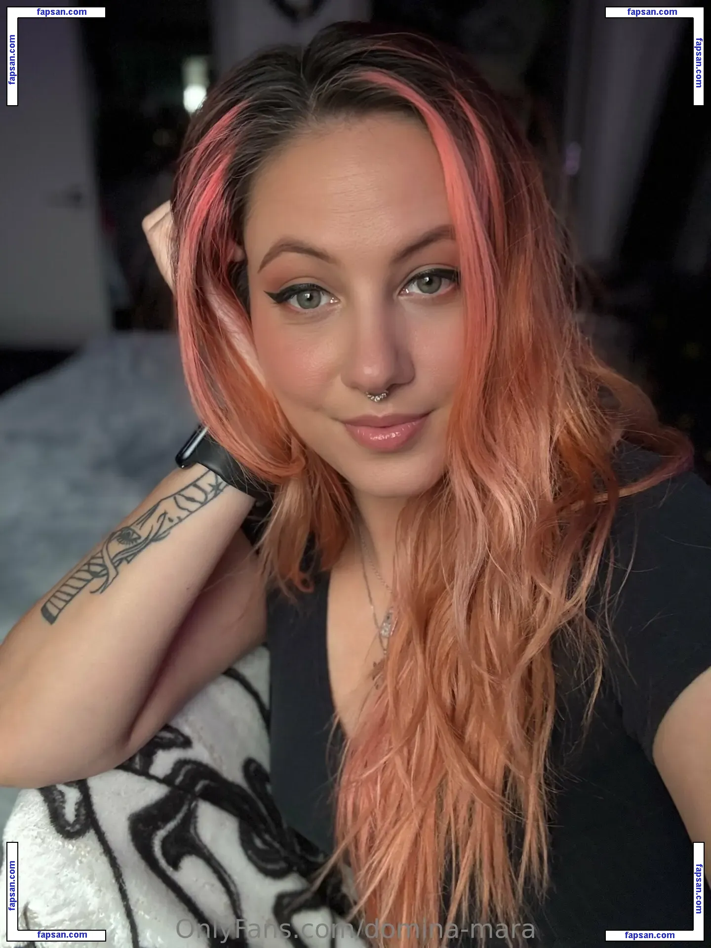 domina-mara nude photo #0011 from OnlyFans