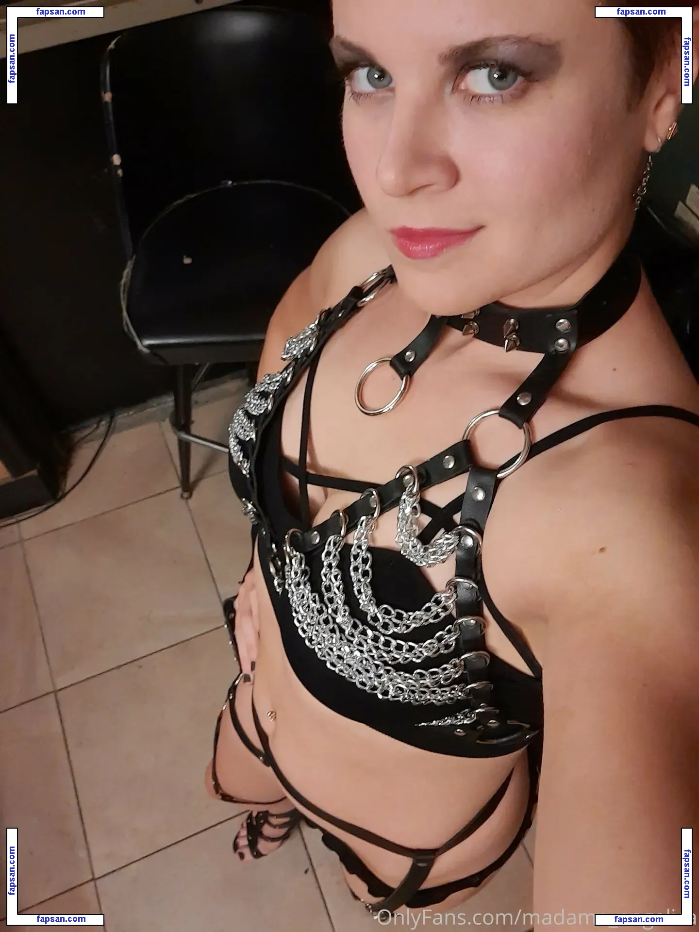 dominatrix_indigo nude photo #0008 from OnlyFans