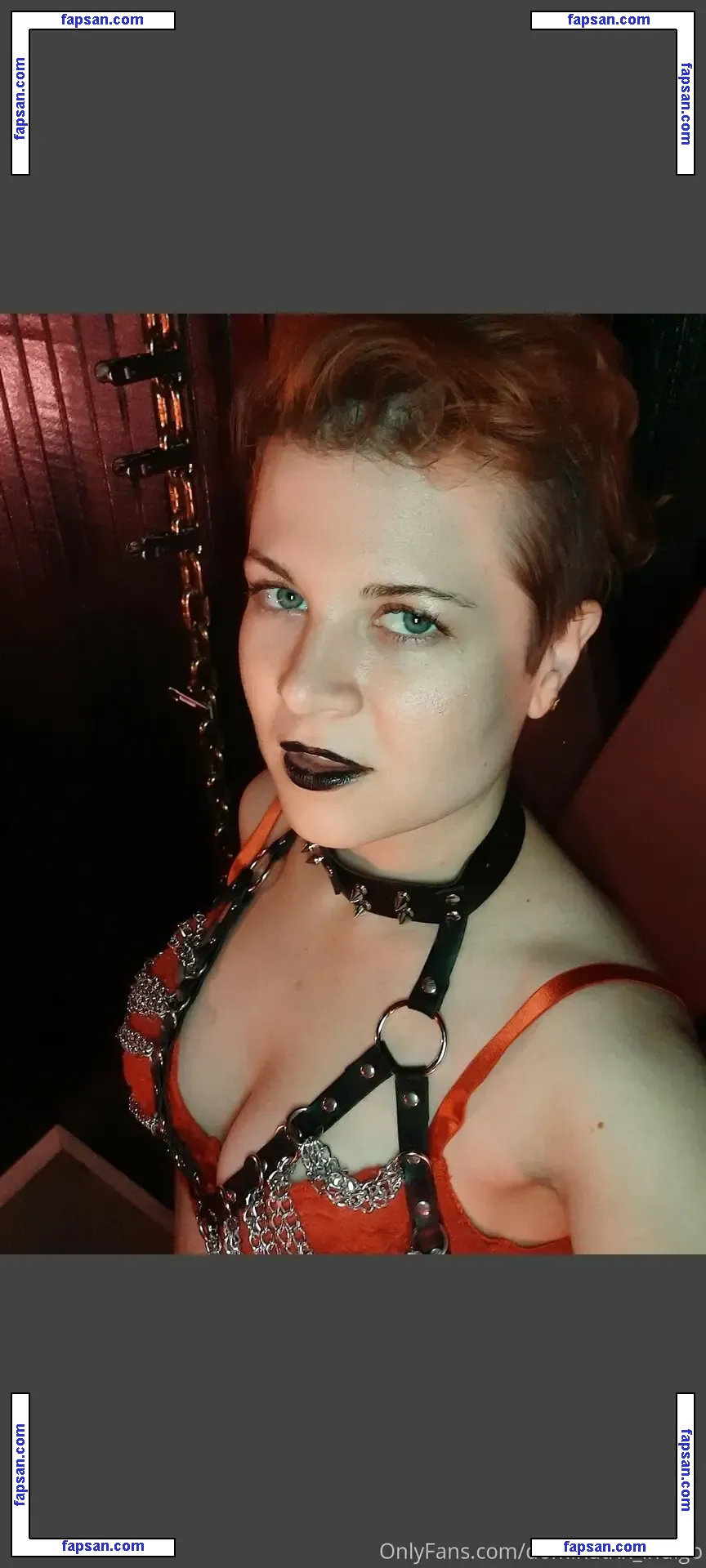 dominatrix_indigo nude photo #0012 from OnlyFans