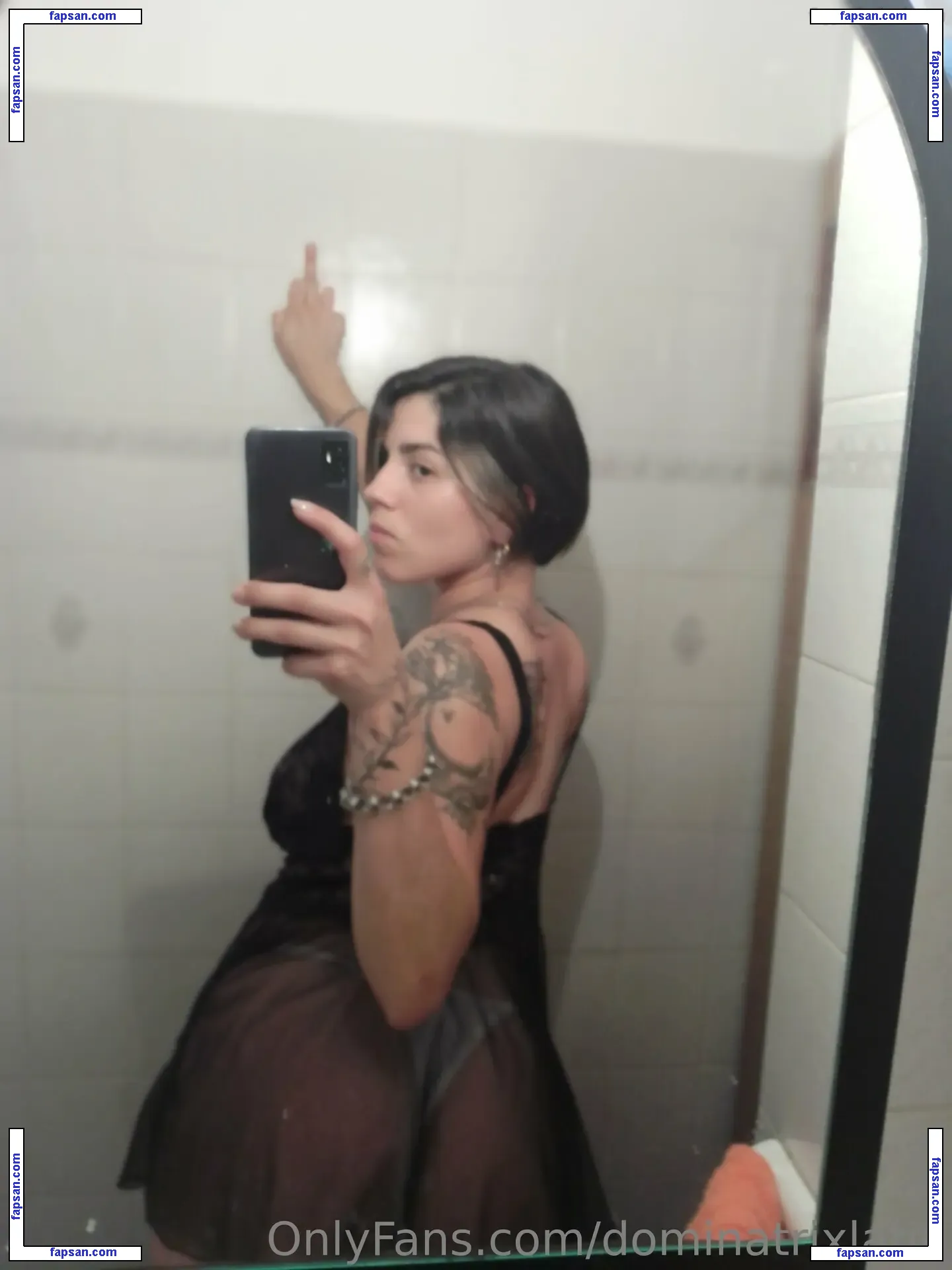 dominatrixlatin nude photo #0017 from OnlyFans