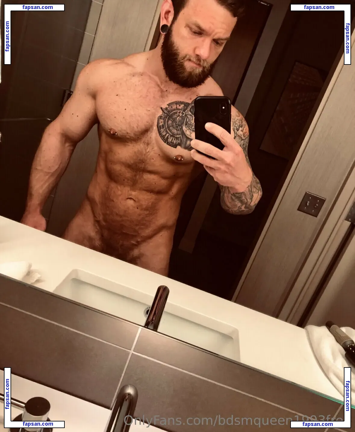 dommequeenlunalurefree nude photo #0009 from OnlyFans