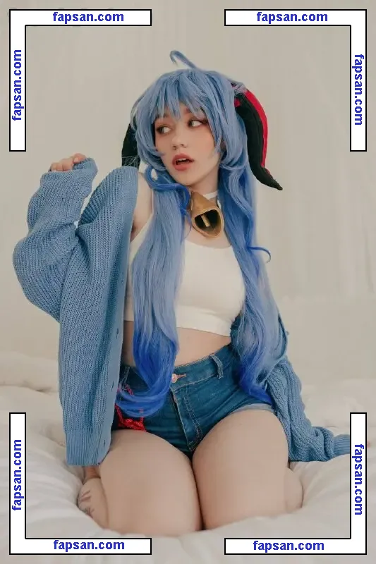 Donna Loli nude photo #0415 from OnlyFans