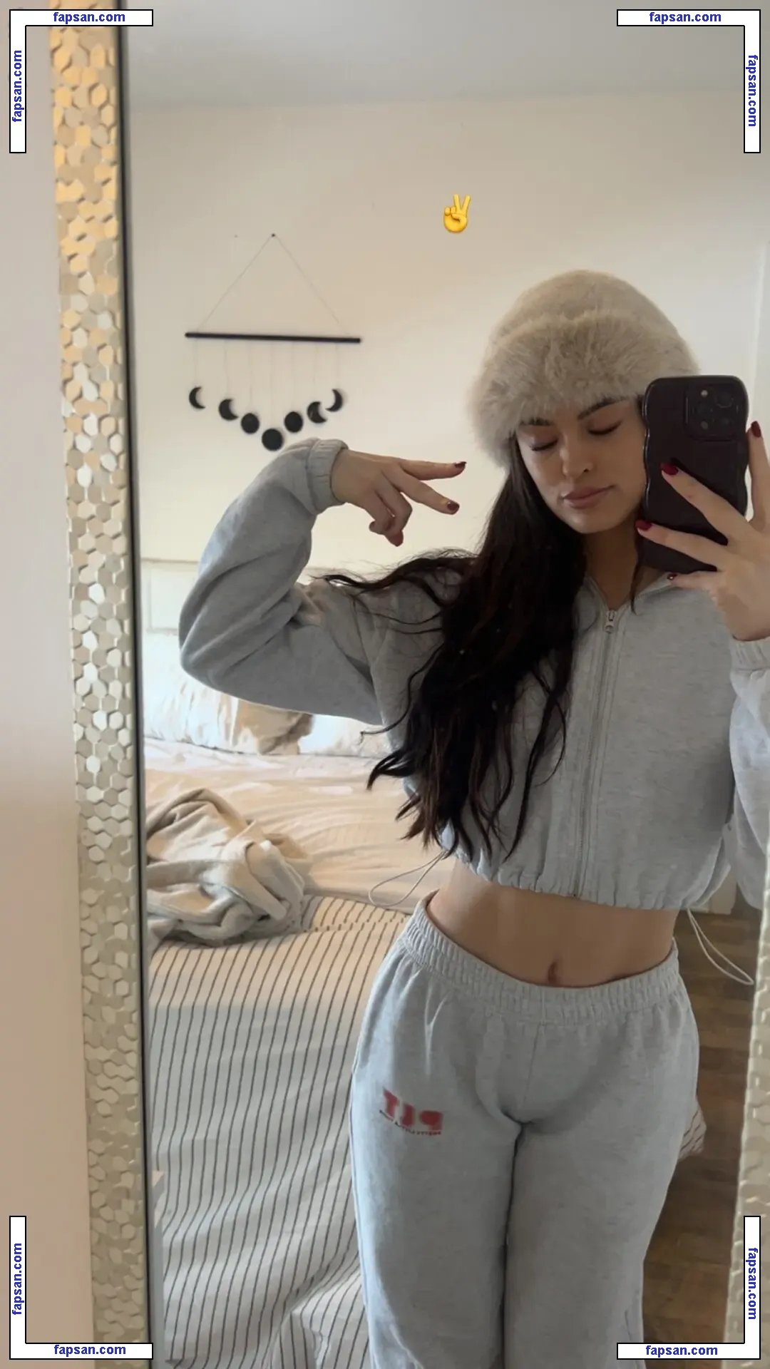 Donna Marshall nude photo #0009 from OnlyFans