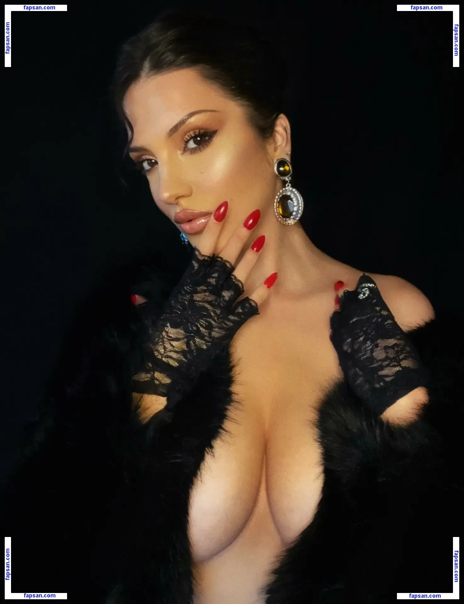 donnafetro голая фото #0118 с Онлифанс