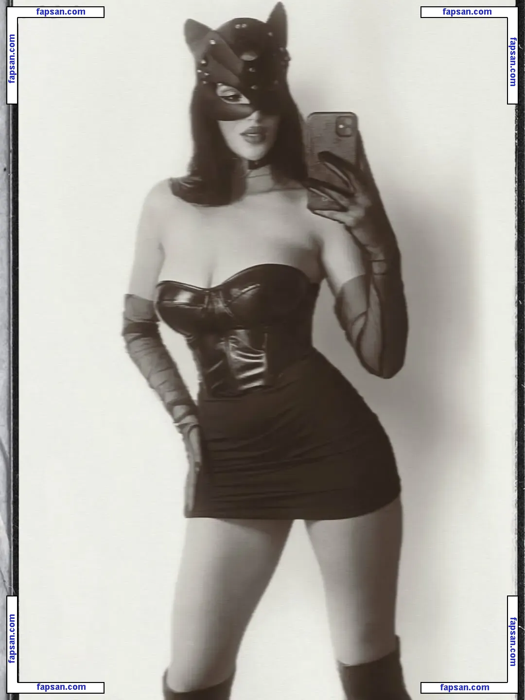 donnafetro голая фото #0124 с Онлифанс