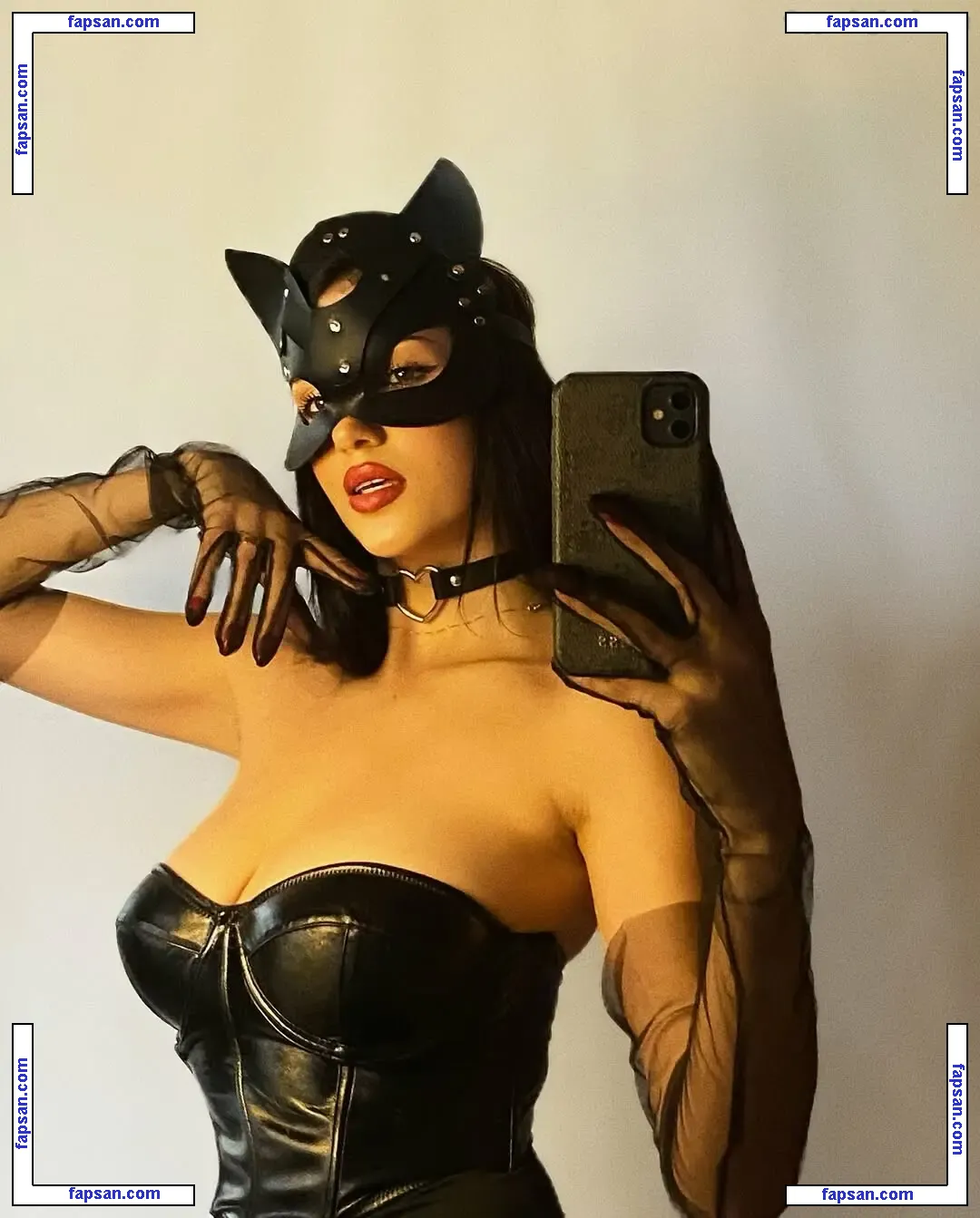 donnafetro голая фото #0128 с Онлифанс