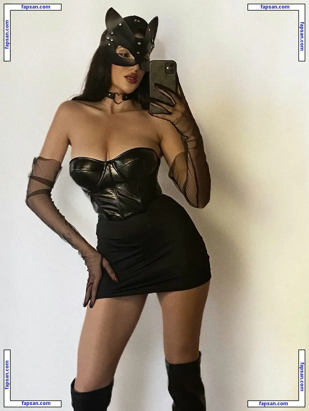 donnafetro голая фото #0132 с Онлифанс