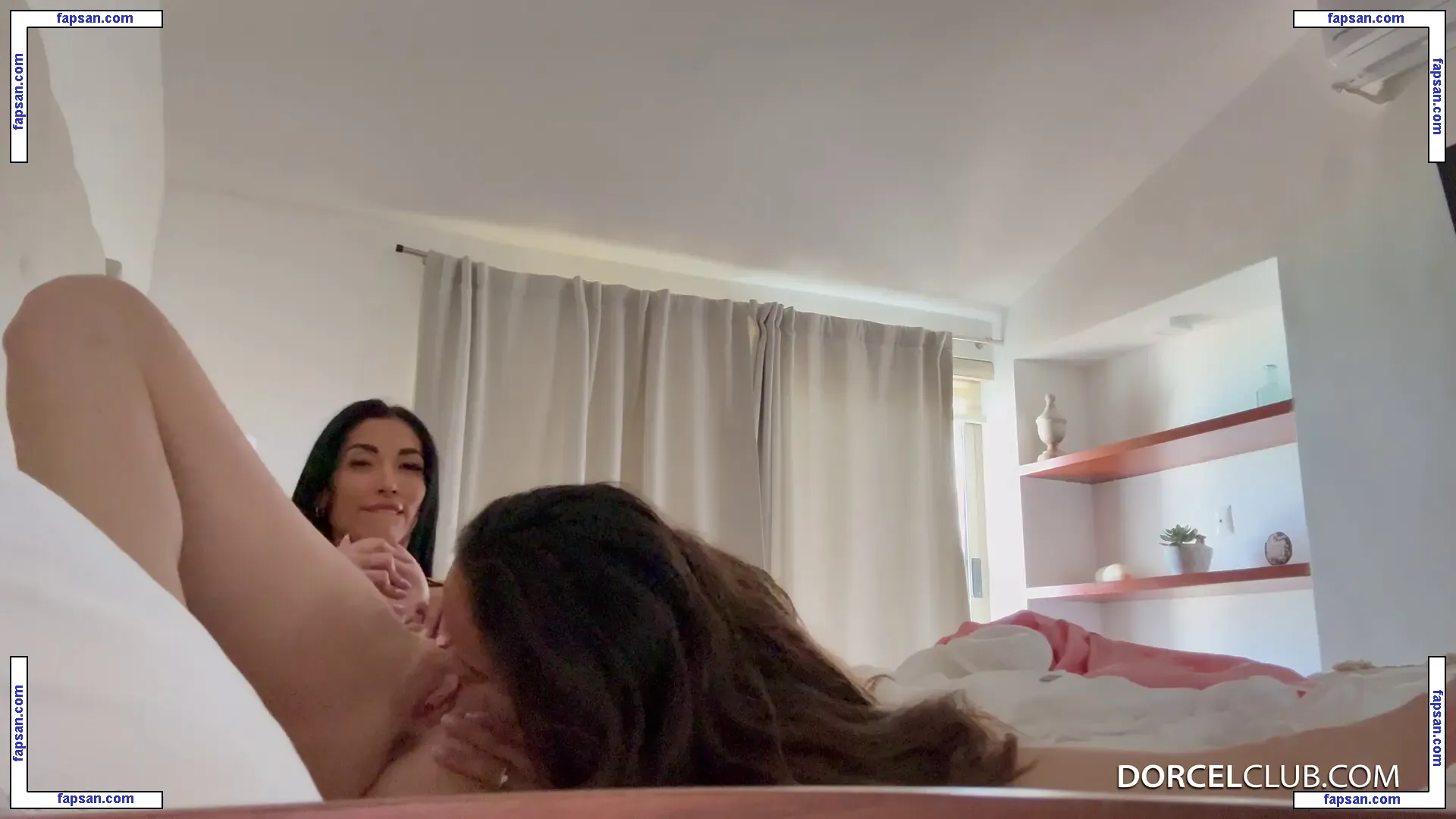 Dorcel Club голая фото #0019 с Онлифанс