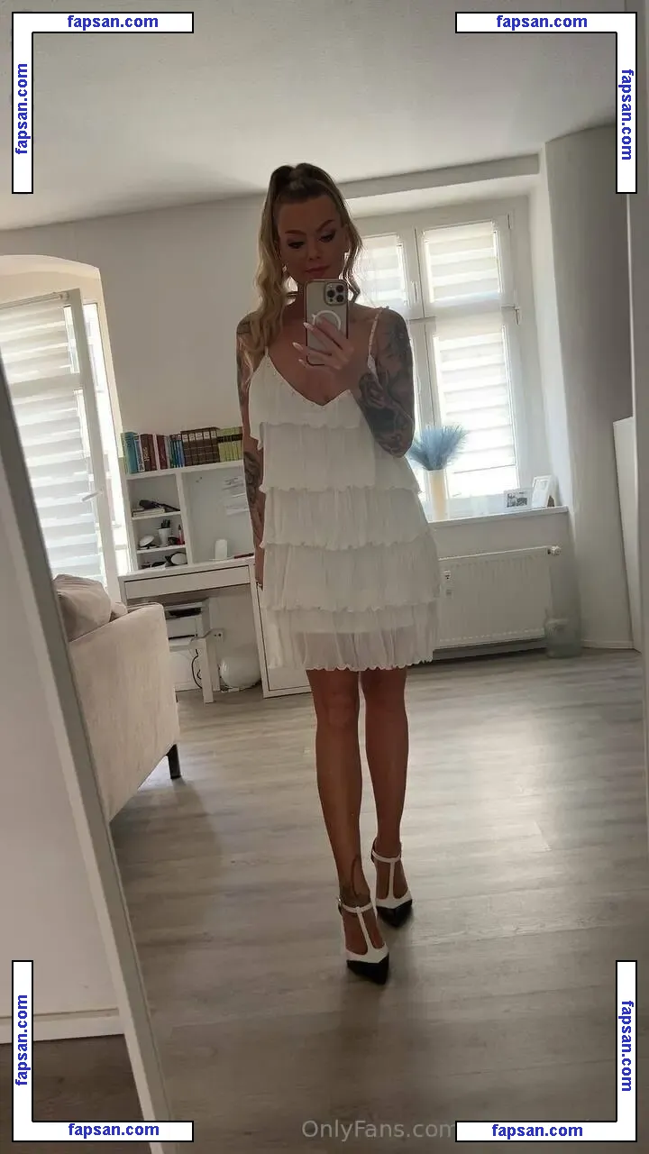 doreensteinert nude photo #0004 from OnlyFans