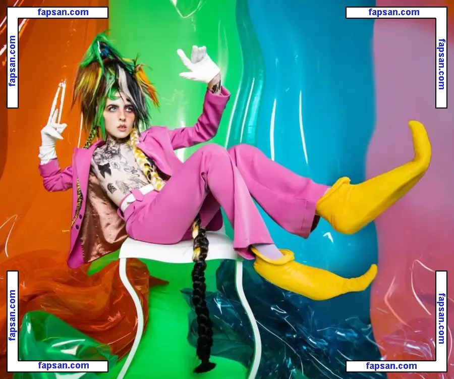 Dorian Electra голая фото #0006 с Онлифанс