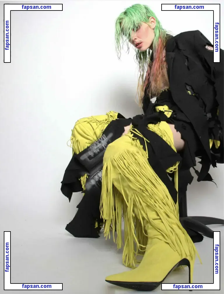 Dorian Electra голая фото #0012 с Онлифанс