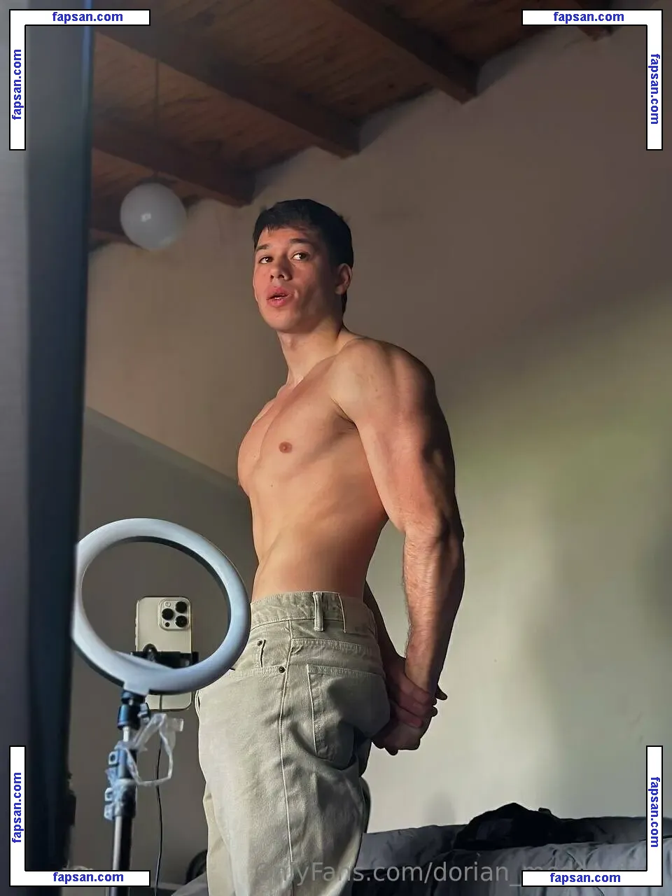 dorian_mcdon_free nude photo #0004 from OnlyFans