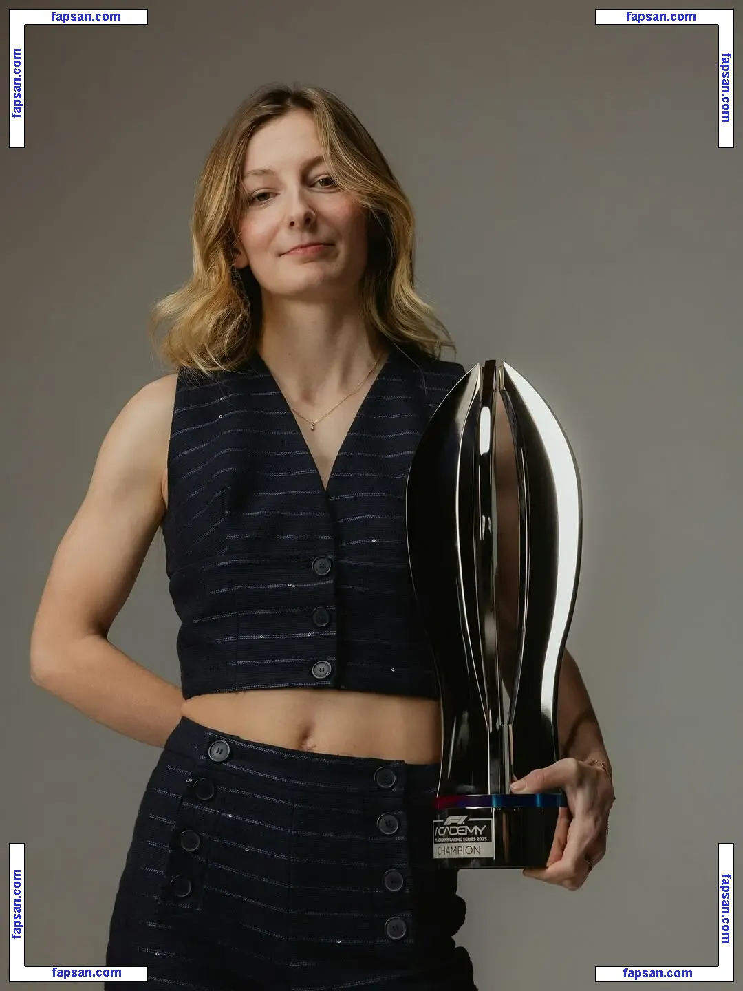 Doriane Pin голая фото #0012 с Онлифанс