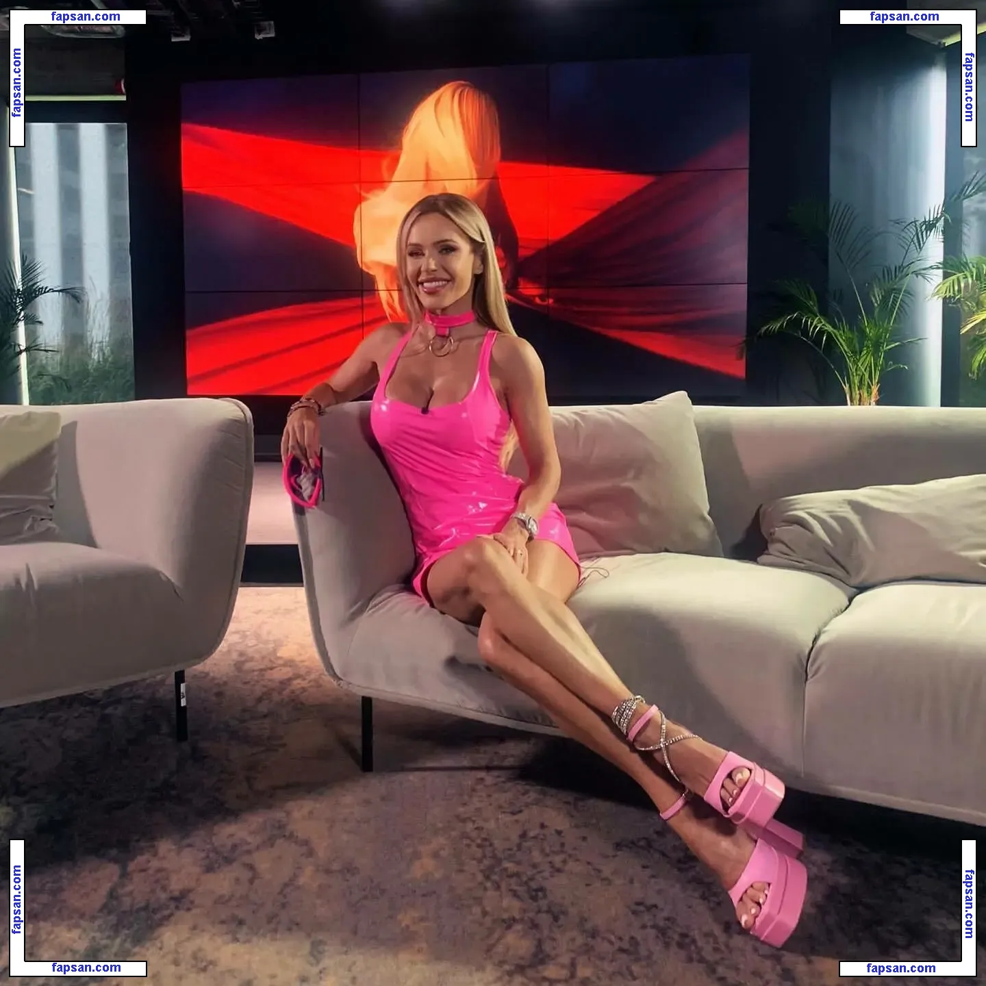 Dorota Rabczewska голая фото #0048 с Онлифанс